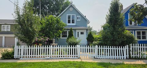 Tiny photo for 309 Griswold Street, Elgin, IL 60123 (MLS # 12490907)