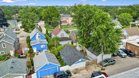 Tiny photo for 309 Griswold Street, Elgin, IL 60123 (MLS # 12490907)