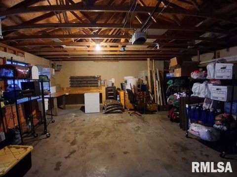 Tiny photo for 1344 W 37TH Street, Davenport, IA 52806 (MLS # QC4268860)