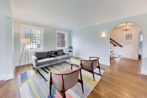 Tiny photo for 1636 Forest Avenue, Wilmette, IL 60091 (MLS # 12625049)