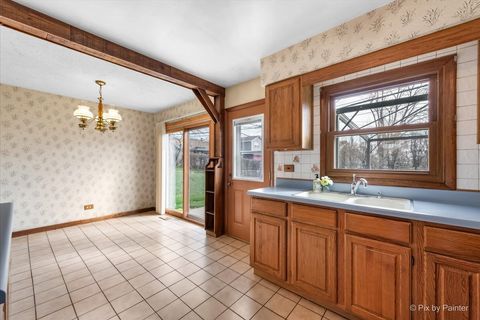 Tiny photo for 1411 Jill Court, Glendale Heights, IL 60139 (MLS # 12593914)