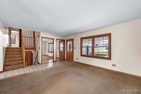 Tiny photo for 1411 Jill Court, Glendale Heights, IL 60139 (MLS # 12593914)