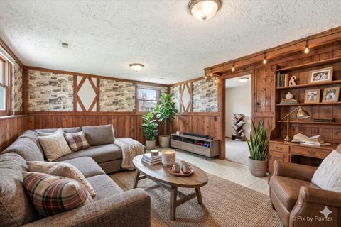 Tiny photo for 1411 Jill Court, Glendale Heights, IL 60139 (MLS # 12593914)