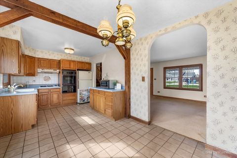 Tiny photo for 1411 Jill Court, Glendale Heights, IL 60139 (MLS # 12593914)