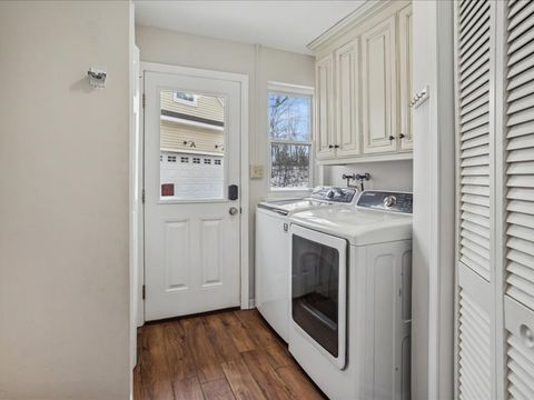 Tiny photo for 701 Willis Street, Glen Ellyn, IL 60137 (MLS # 12547222)