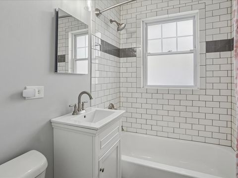 Tiny photo for 701 Willis Street, Glen Ellyn, IL 60137 (MLS # 12547222)