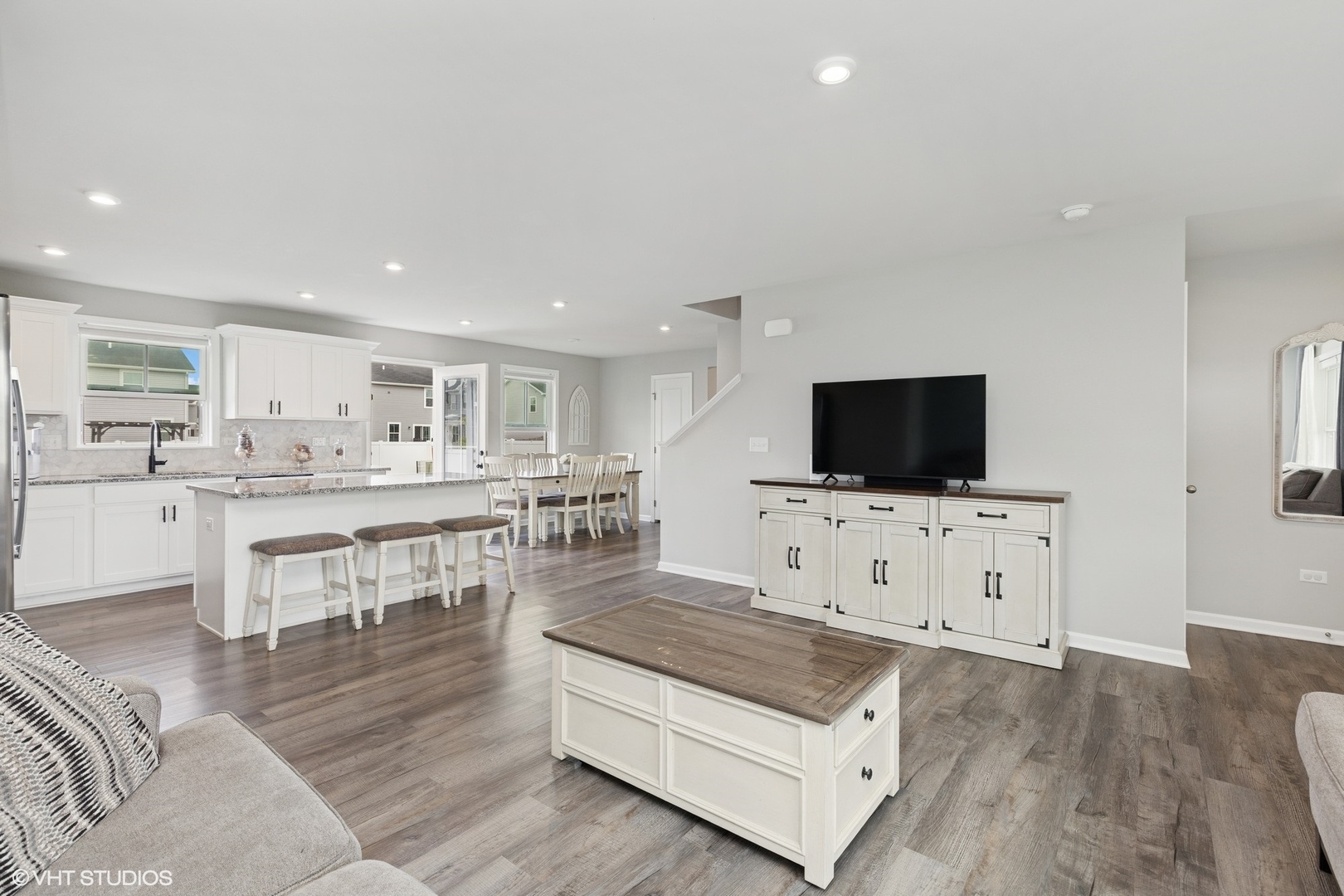 550 Clearwater Drive