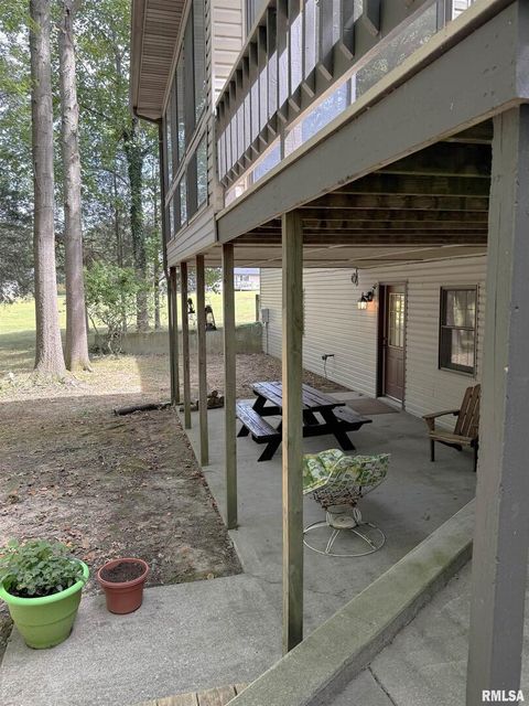 Tiny photo for 12196 LAGUNA Drive, Marion, IL 62959 (MLS # EB459507)