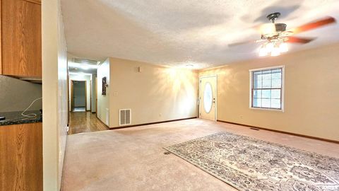 Tiny photo for 12196 LAGUNA Drive, Marion, IL 62959 (MLS # EB459507)