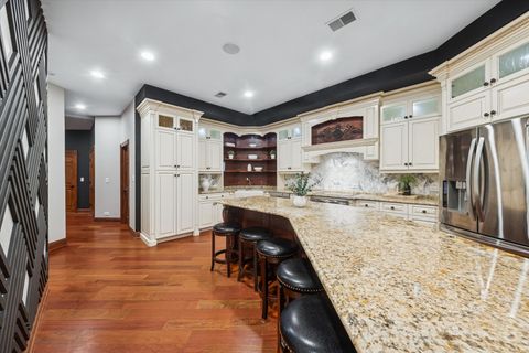 Tiny photo for 14605 131st Street, Lemont, IL 60439 (MLS # 12490464)