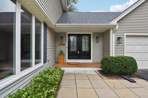 Tiny photo for 719 Celtic Ash Court, Naperville, IL 60540 (MLS # 12459194)