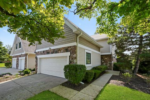 Tiny photo for 2571 Essex Drive, Northbrook, IL 60062 (MLS # 12479097)