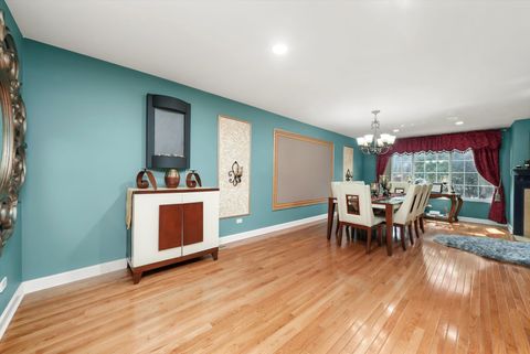Tiny photo for 2571 Essex Drive, Northbrook, IL 60062 (MLS # 12479097)