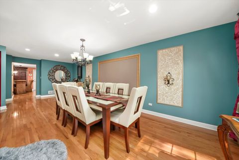 Tiny photo for 2571 Essex Drive, Northbrook, IL 60062 (MLS # 12479097)