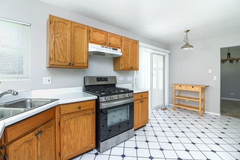 Tiny photo for 2S002 Ascot Lane, Warrenville, IL 60555 (MLS # 12460187)