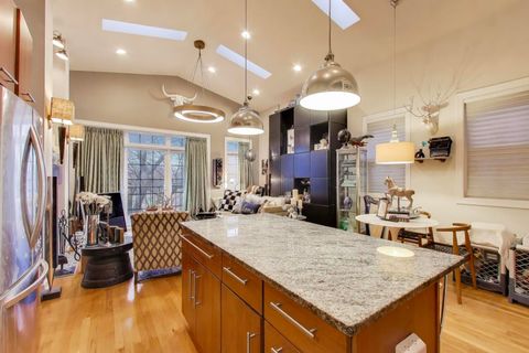 Tiny photo for 3015 N Damen Avenue #3, Chicago, IL 60618 (MLS # 12473698)