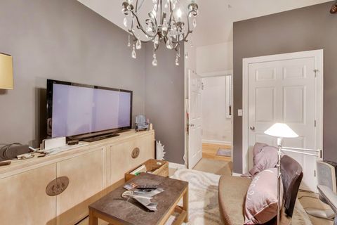 Tiny photo for 3015 N Damen Avenue #3, Chicago, IL 60618 (MLS # 12473698)