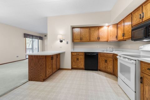 Tiny photo for 3119 Ingalls Avenue #2A, Joliet, IL 60435 (MLS # 12449526)
