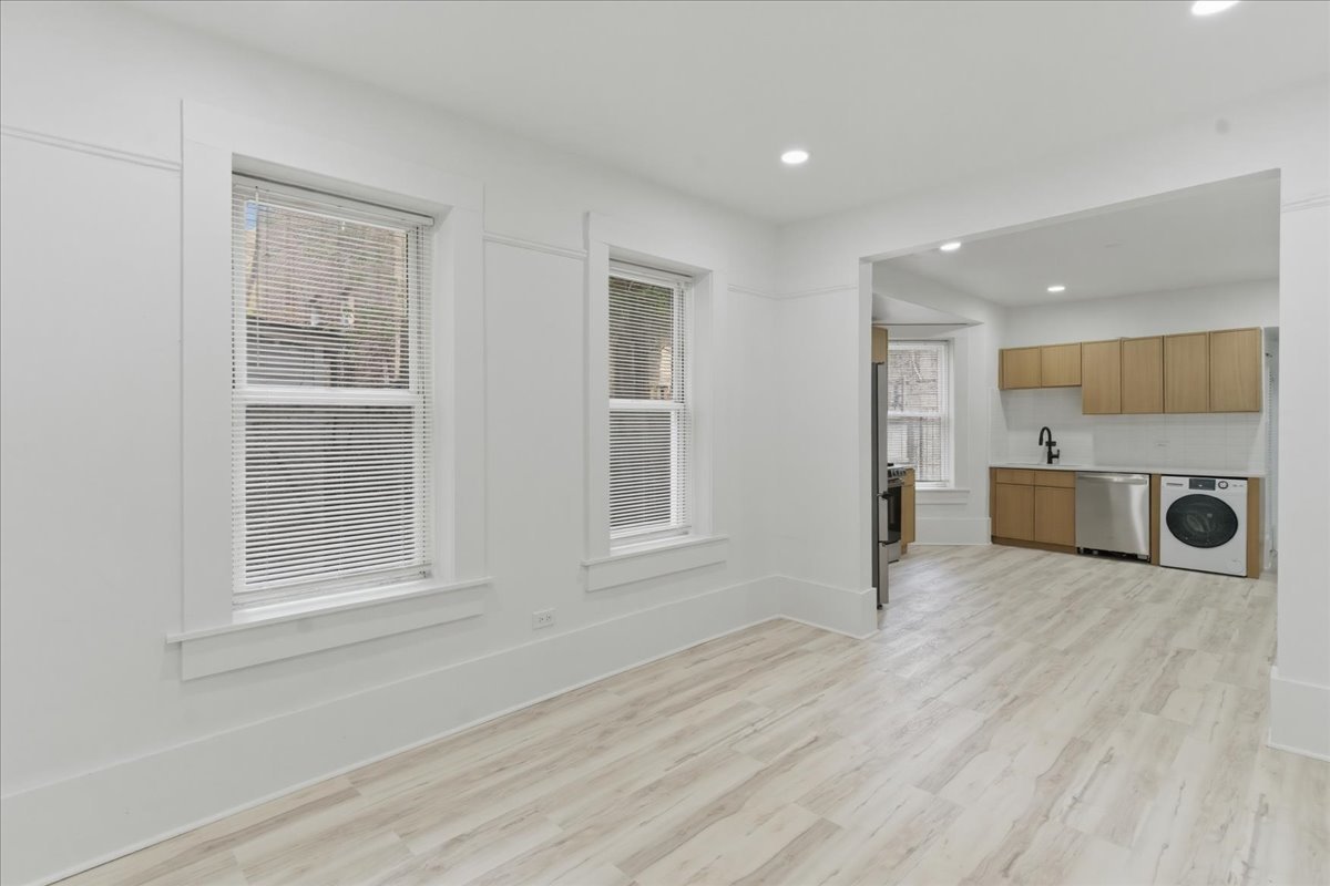 2607 W Haddon Avenue 1R