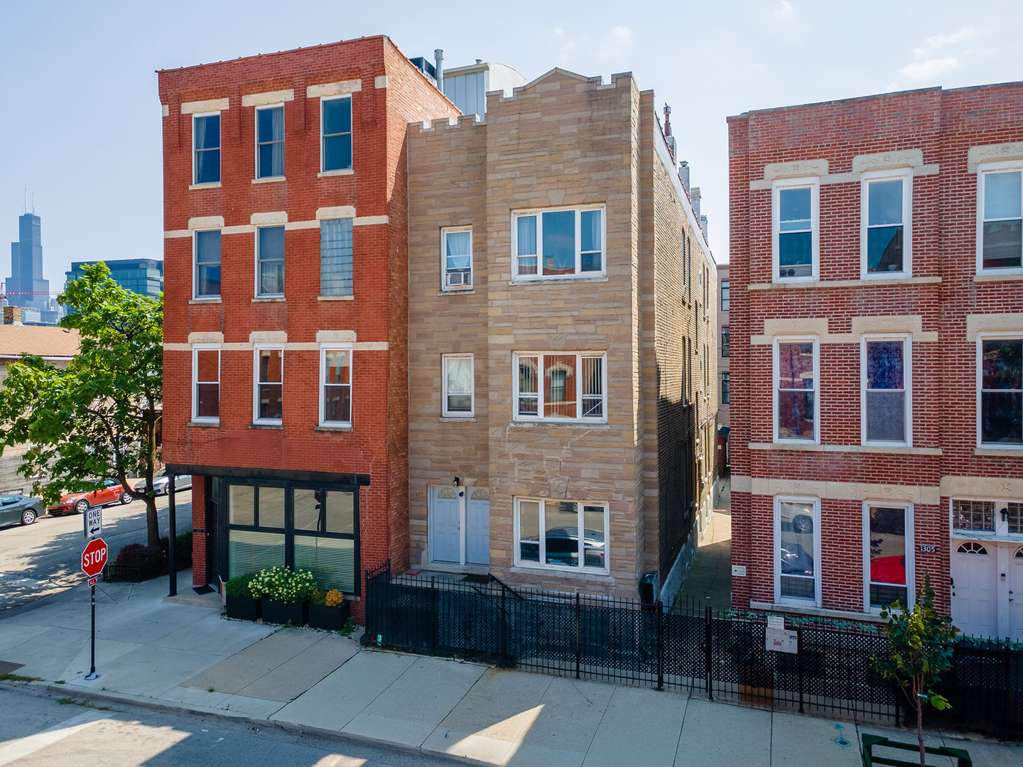 1303 W Ohio Street