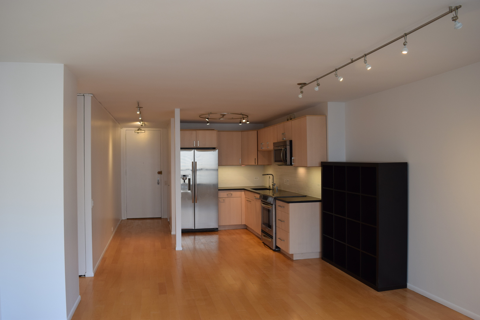 405 N Wabash Avenue 1307