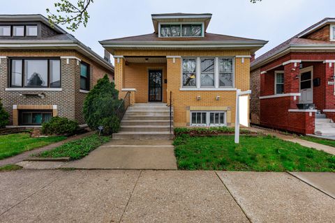 Tiny photo for 4941 S Kolin Avenue, Chicago, IL 60632 (MLS # 12609889)