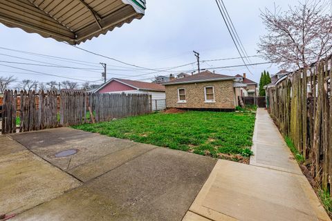 Tiny photo for 4941 S Kolin Avenue, Chicago, IL 60632 (MLS # 12609889)