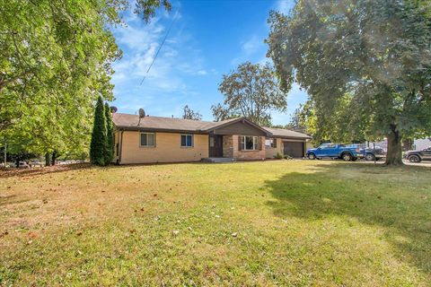 Tiny photo for 1708 Montague Road, Rockford, IL 61102 (MLS # 12483888)