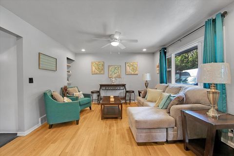 Tiny photo for 1708 Montague Road, Rockford, IL 61102 (MLS # 12483888)