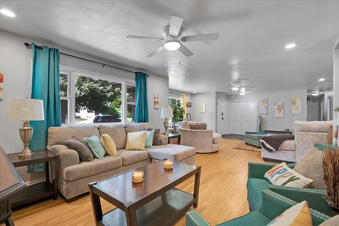 Tiny photo for 1708 Montague Road, Rockford, IL 61102 (MLS # 12483888)