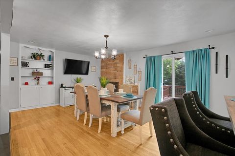 Tiny photo for 1708 Montague Road, Rockford, IL 61102 (MLS # 12483888)