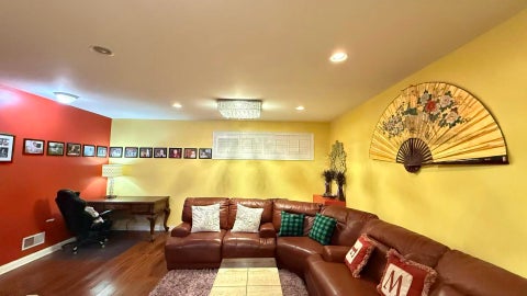 Tiny photo for 422 W 42nd Place, Chicago, IL 60609 (MLS # 12639633)