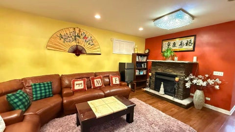 Tiny photo for 422 W 42nd Place, Chicago, IL 60609 (MLS # 12639633)
