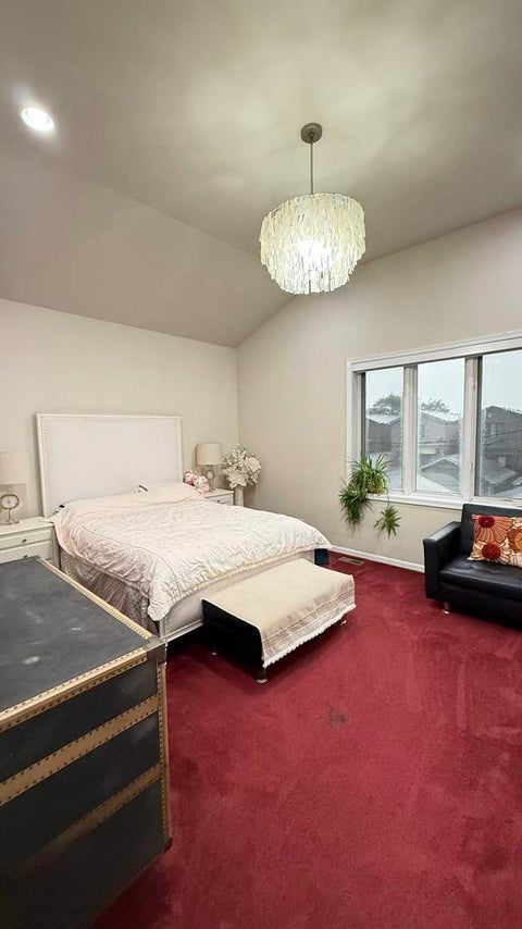 Tiny photo for 422 W 42nd Place, Chicago, IL 60609 (MLS # 12639633)