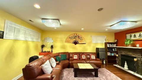 Tiny photo for 422 W 42nd Place, Chicago, IL 60609 (MLS # 12639633)