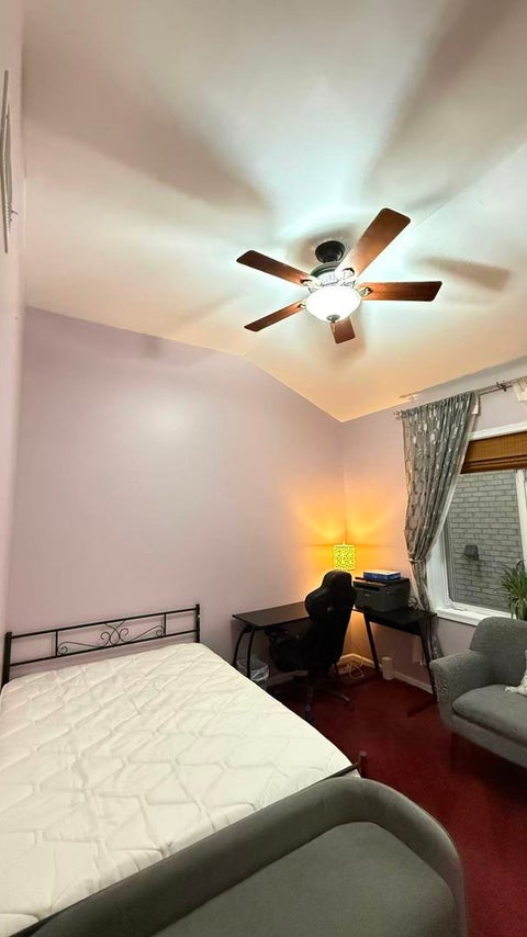 Tiny photo for 422 W 42nd Place, Chicago, IL 60609 (MLS # 12639633)