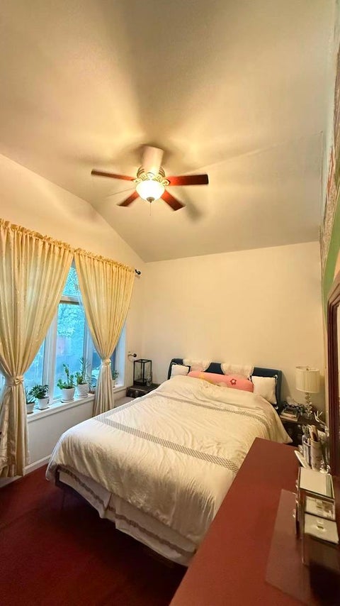 Tiny photo for 422 W 42nd Place, Chicago, IL 60609 (MLS # 12639633)