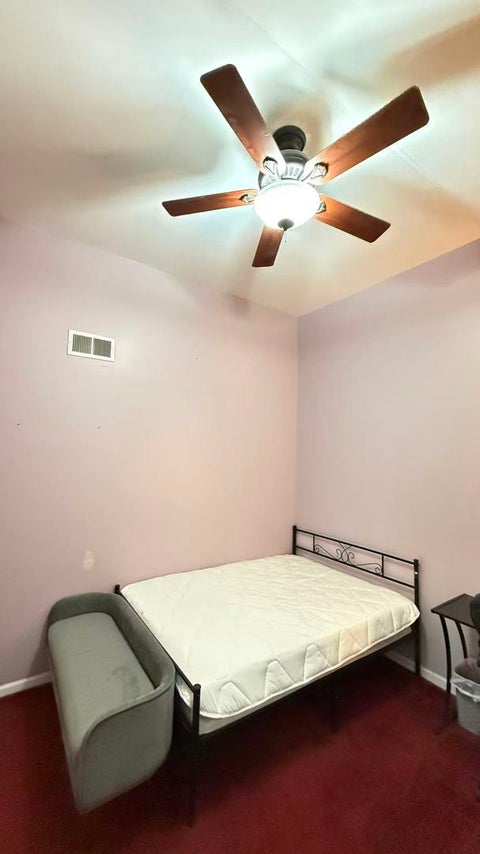 Tiny photo for 422 W 42nd Place, Chicago, IL 60609 (MLS # 12639633)