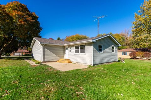 Tiny photo for 21044 Virginia Road, DeKalb, IL 60115 (MLS # 12511049)