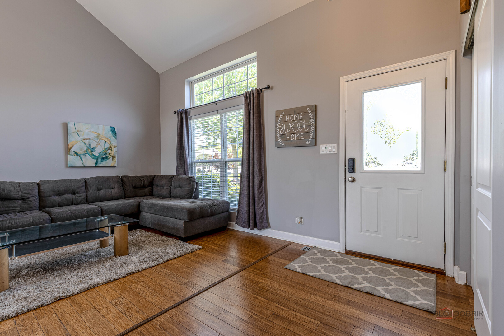 895 Franklin Avenue