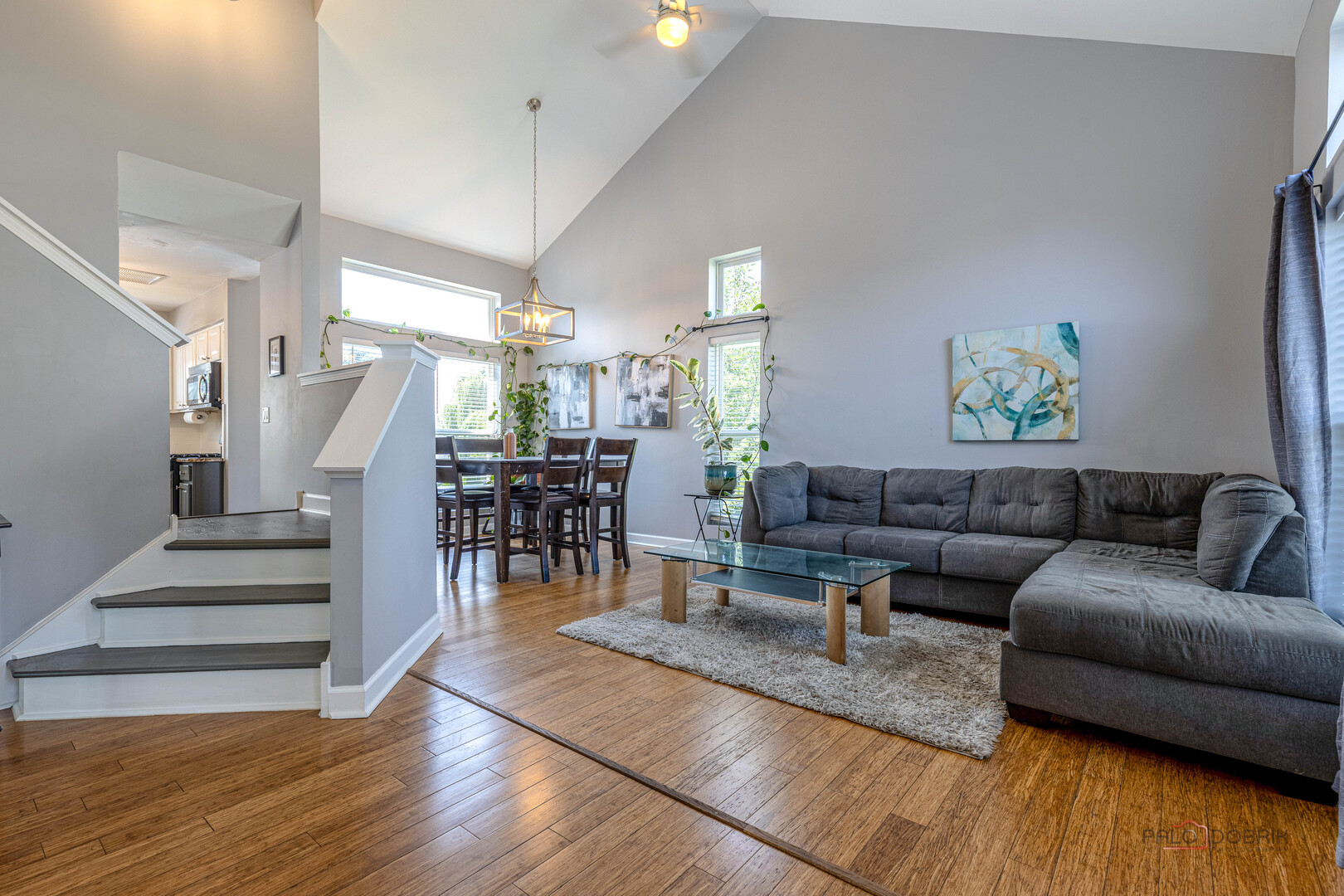 895 Franklin Avenue
