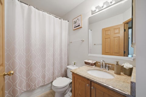 Tiny photo for 24 Stonegate Lane, Streamwood, IL 60107 (MLS # 12746946)