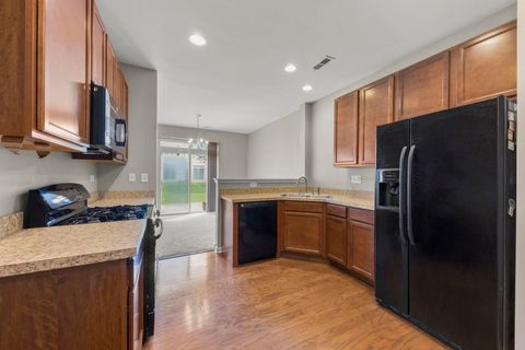 Tiny photo for 415 Victoria Lane, Elgin, IL 60124 (MLS # 12398540)