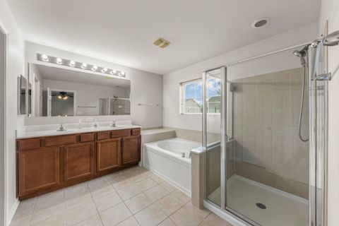Tiny photo for 415 Victoria Lane, Elgin, IL 60124 (MLS # 12398540)