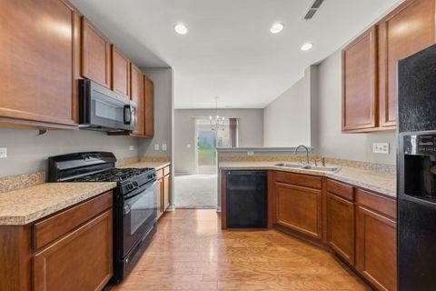 Tiny photo for 415 Victoria Lane, Elgin, IL 60124 (MLS # 12398540)