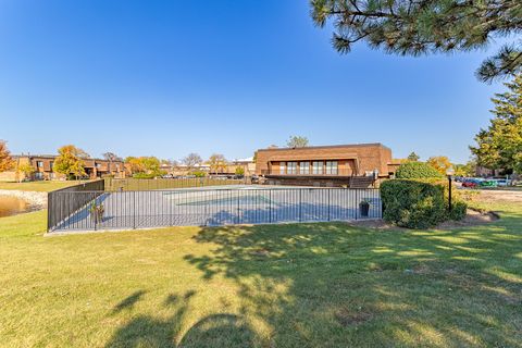 Tiny photo for 727 Killarney Court #1C, Schaumburg, IL 60193 (MLS # 12489680)