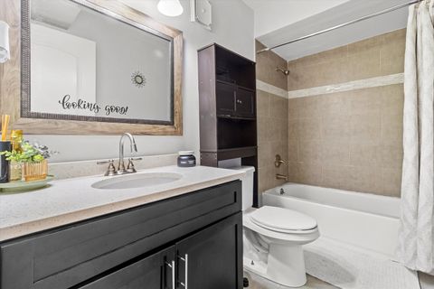 Tiny photo for 727 Killarney Court #1C, Schaumburg, IL 60193 (MLS # 12489680)