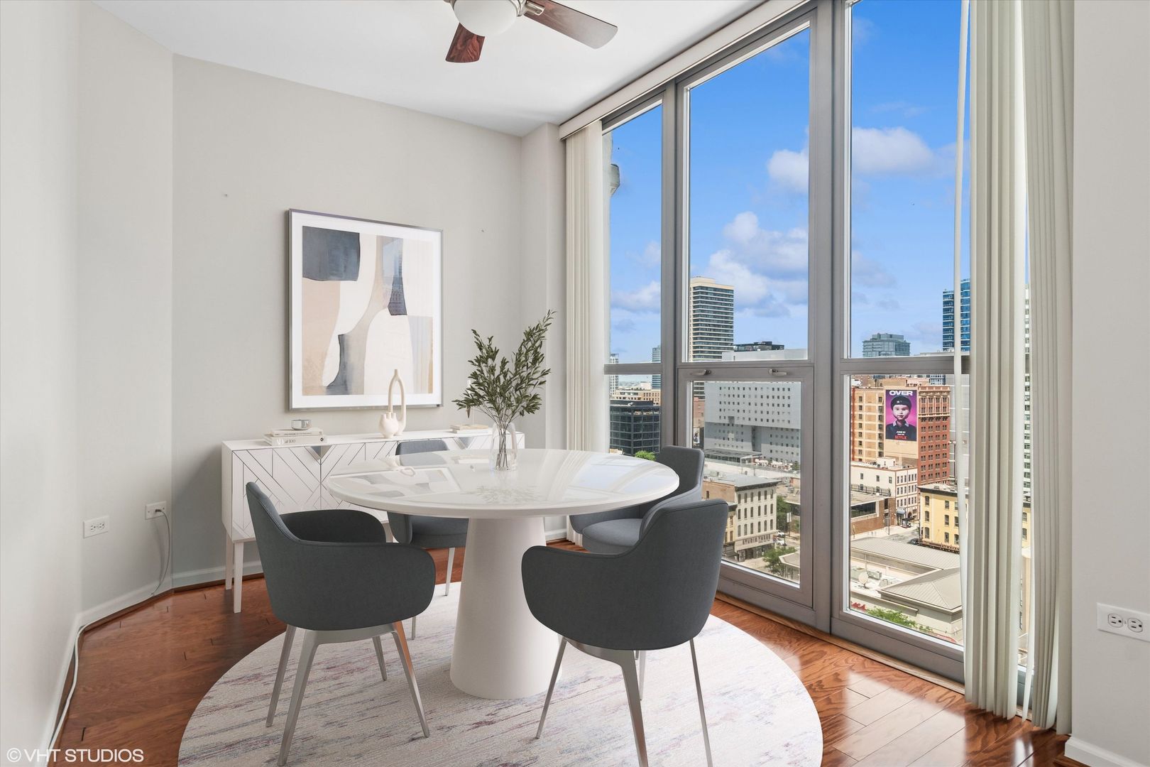 600 N DEARBORN Street 1509
