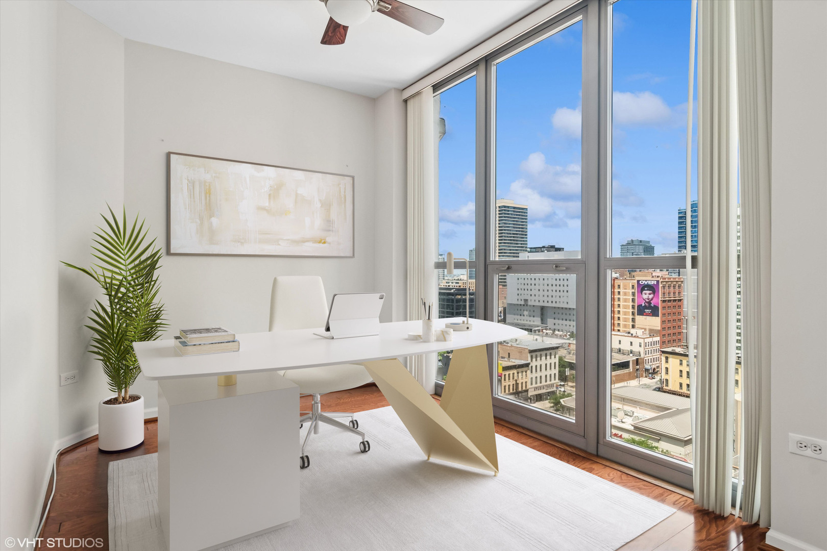 600 N DEARBORN Street 1509