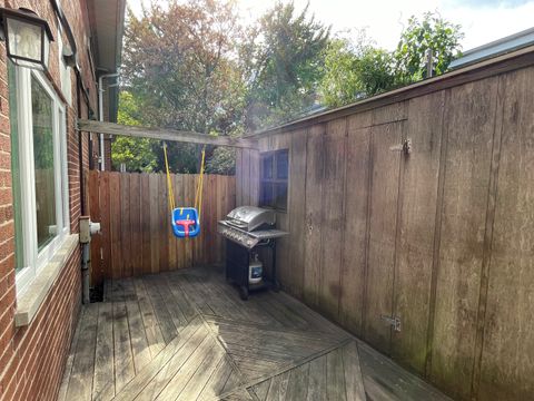 Tiny photo for 606 B South Boulevard, Evanston, IL 60202 (MLS # 12484871)